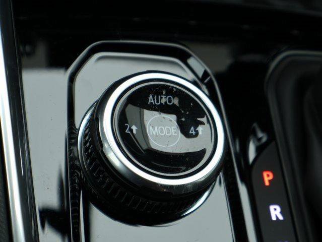 New 2026 GMC Canyon Elevation w/ Convenience Package image 31