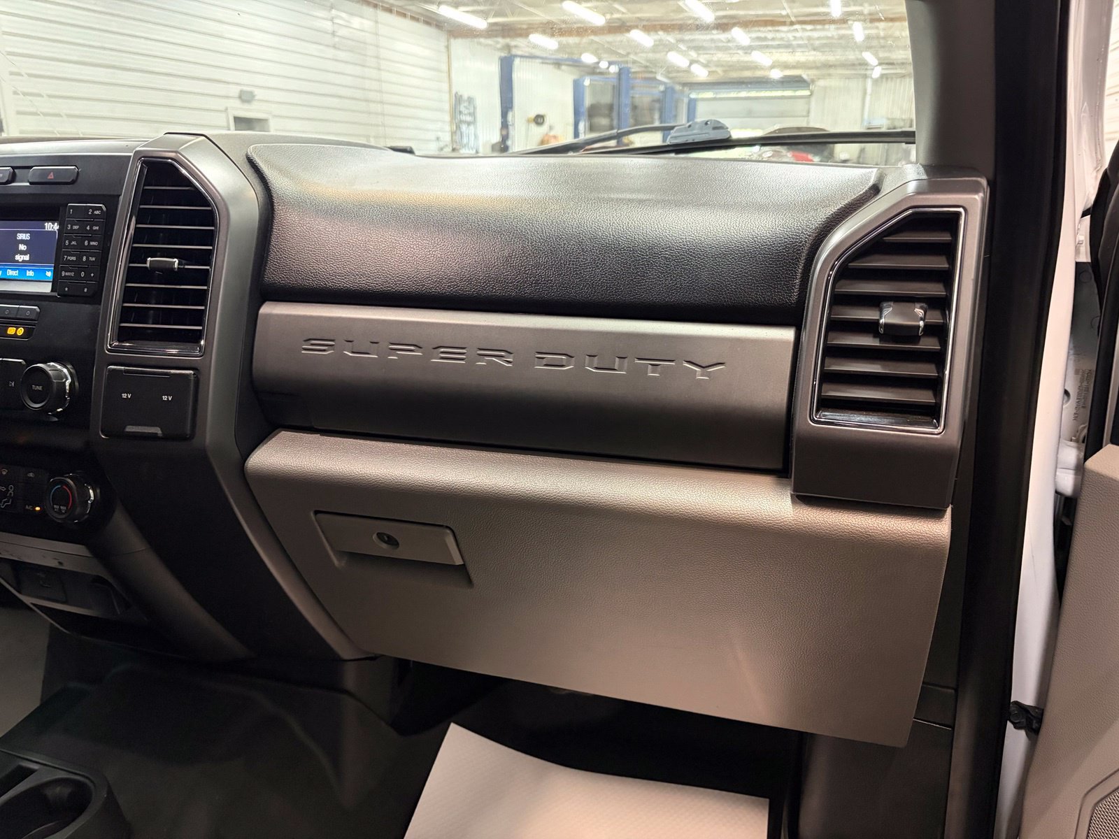 Used 2019 Ford F350 XLT AWD/4WD image 30