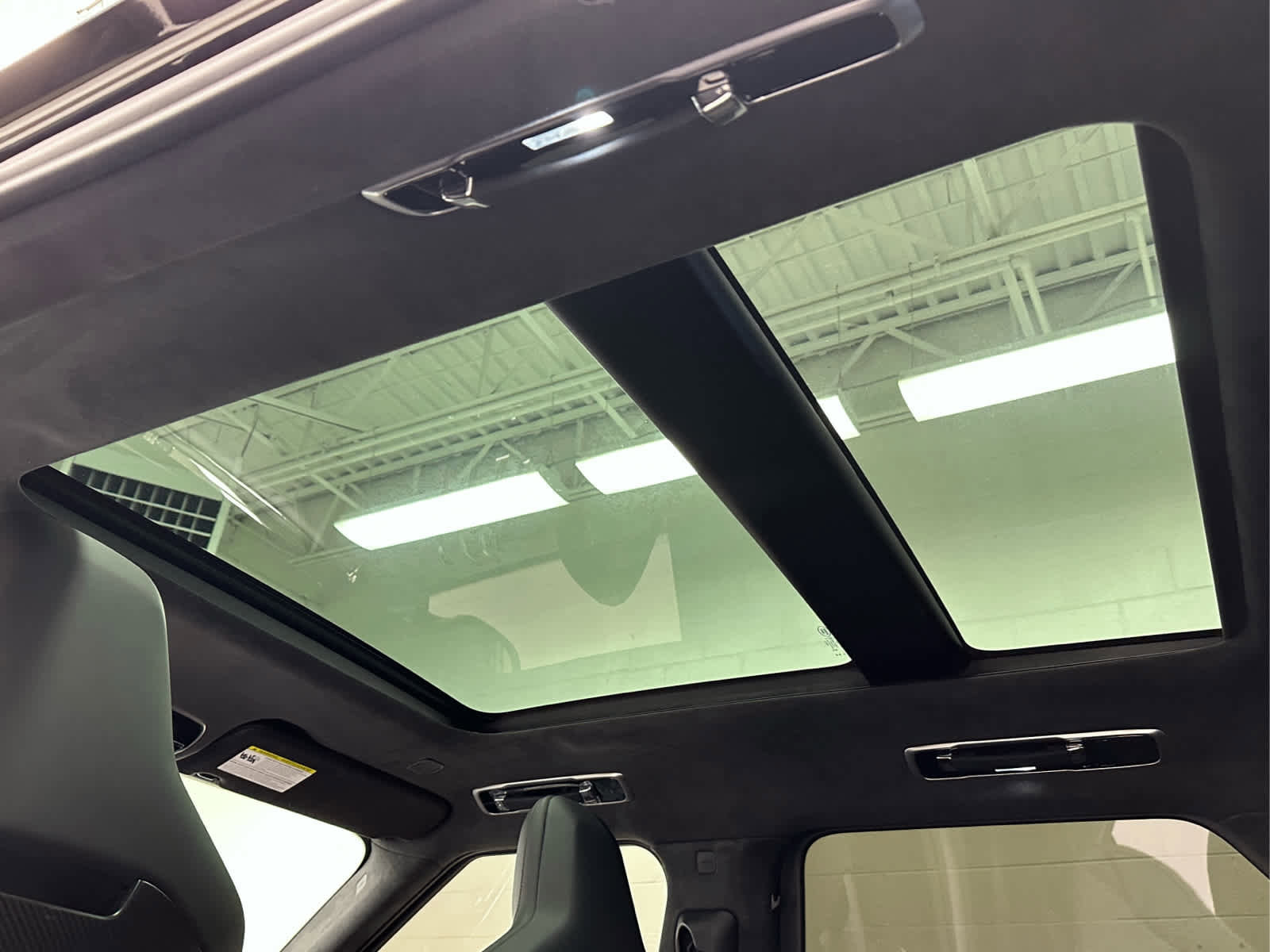 Used 2024 Land Rover Range Rover Sport image 41