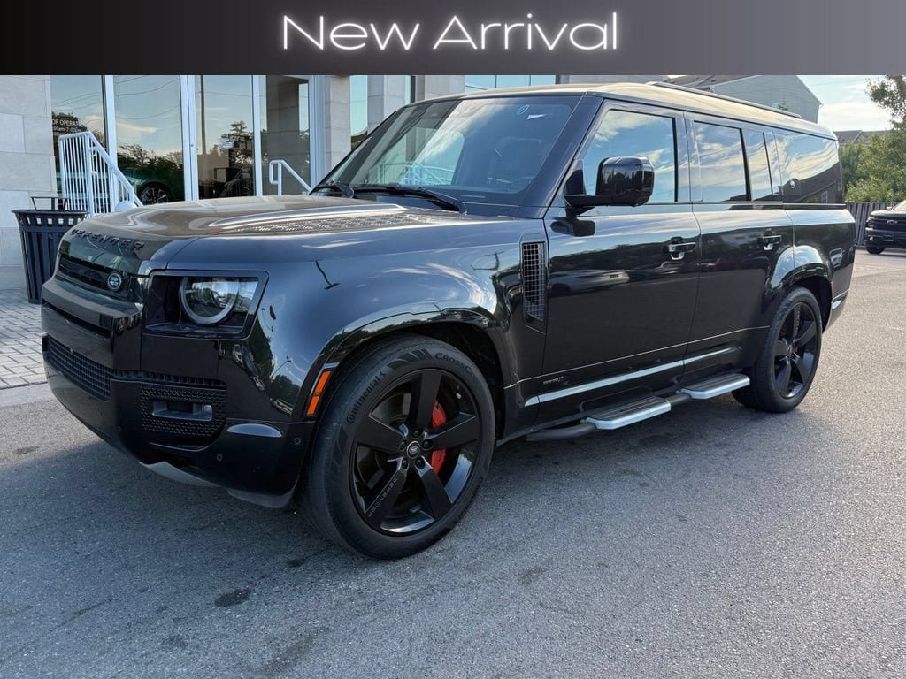 Used 2023 Land Rover Defender 130 X AWD/4WD image 2