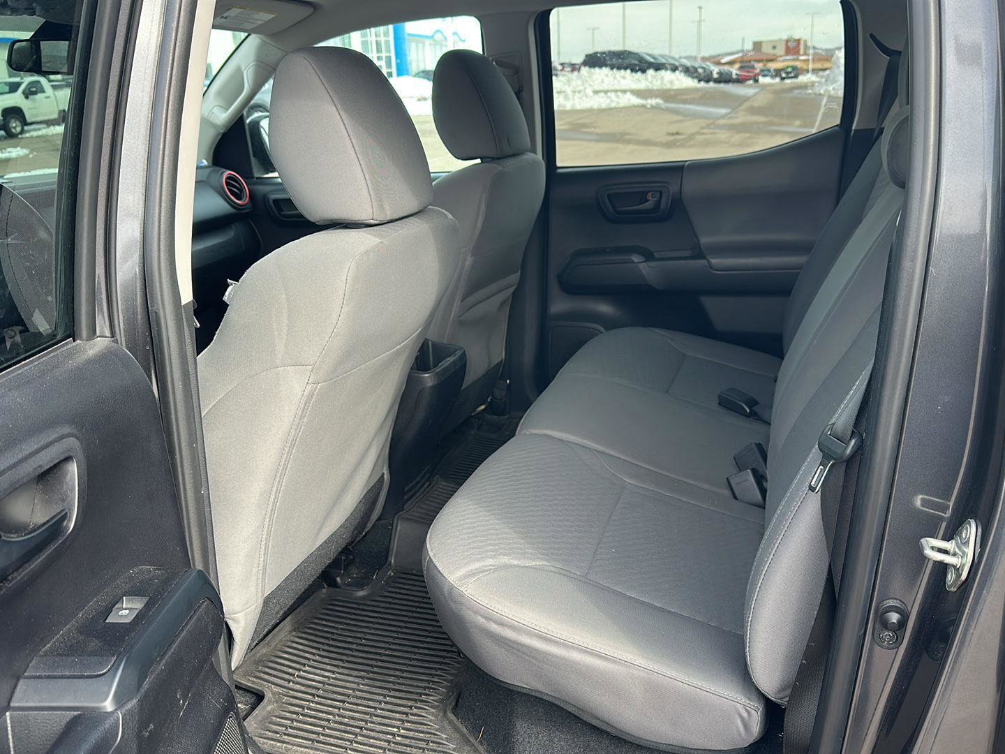 Used 2020 Toyota Tacoma SR image 18