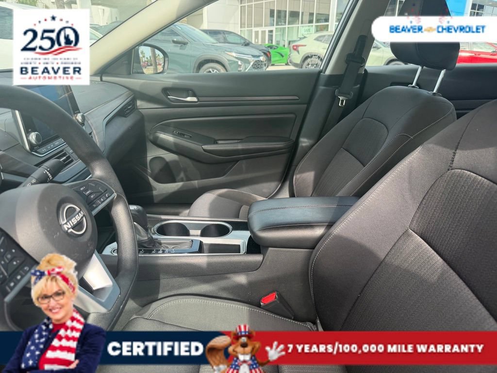 Used 2024 Nissan Altima 2.5 SV FWD image 8