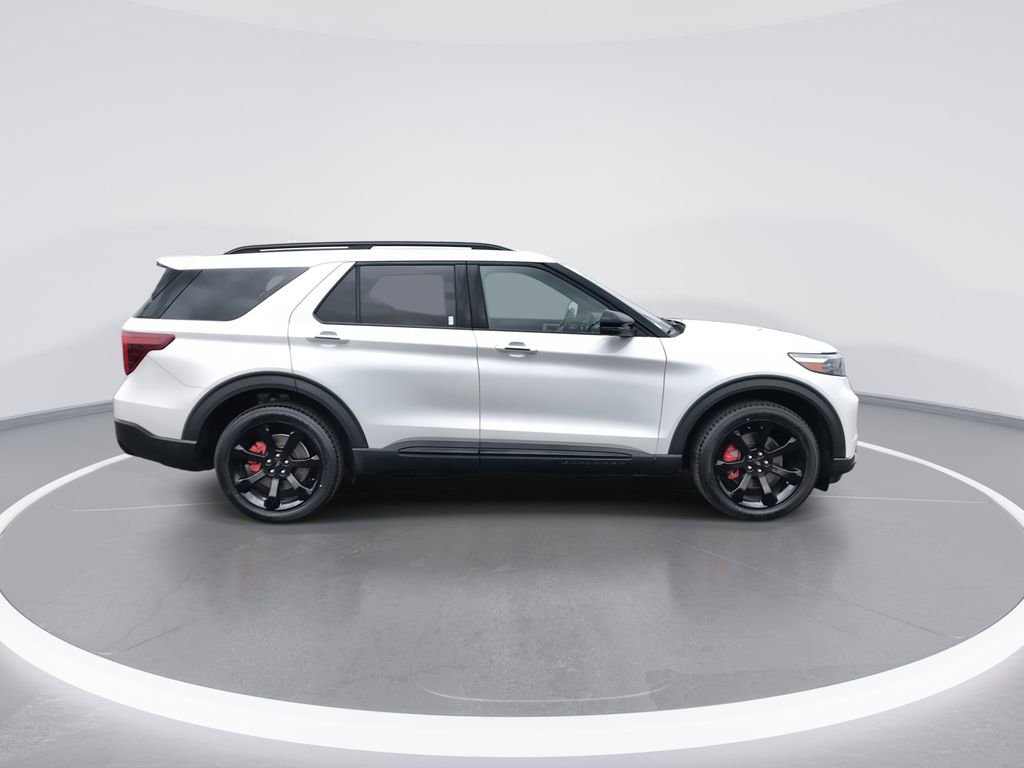 Used 2022 Ford Explorer ST w/ Equipment Group 401A image 9