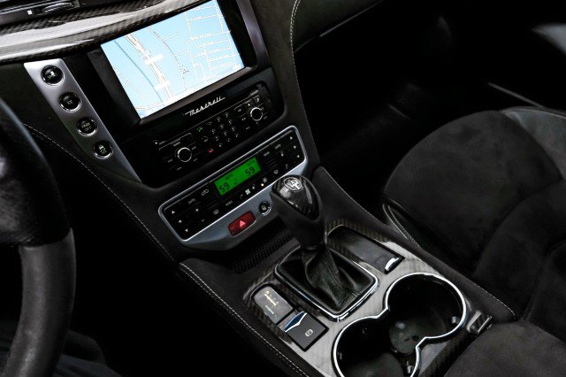 Used 2013 Maserati GranTurismo Sport image 21