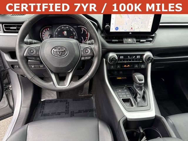 Used 2023 Toyota RAV4 XLE Premium AWD/4WD image 18