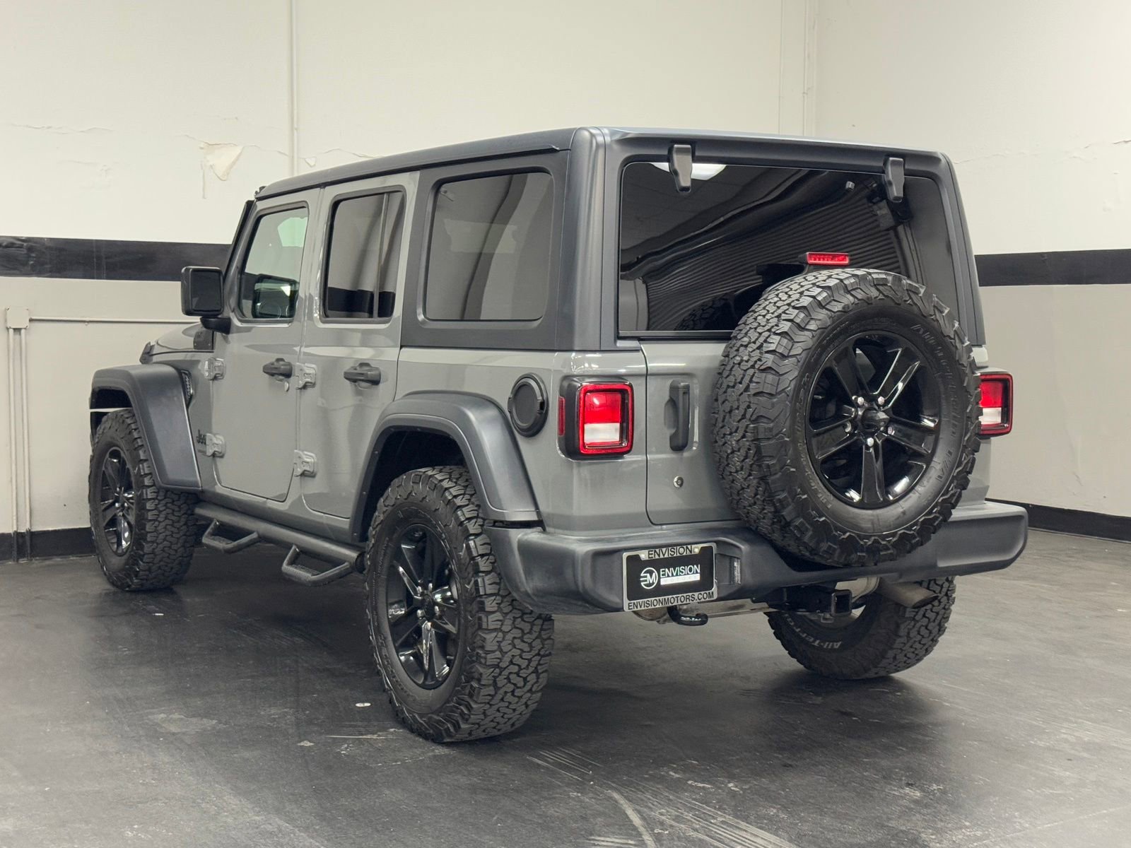 Used 2019 Jeep Wrangler Unlimited Sport AWD/4WD image 10
