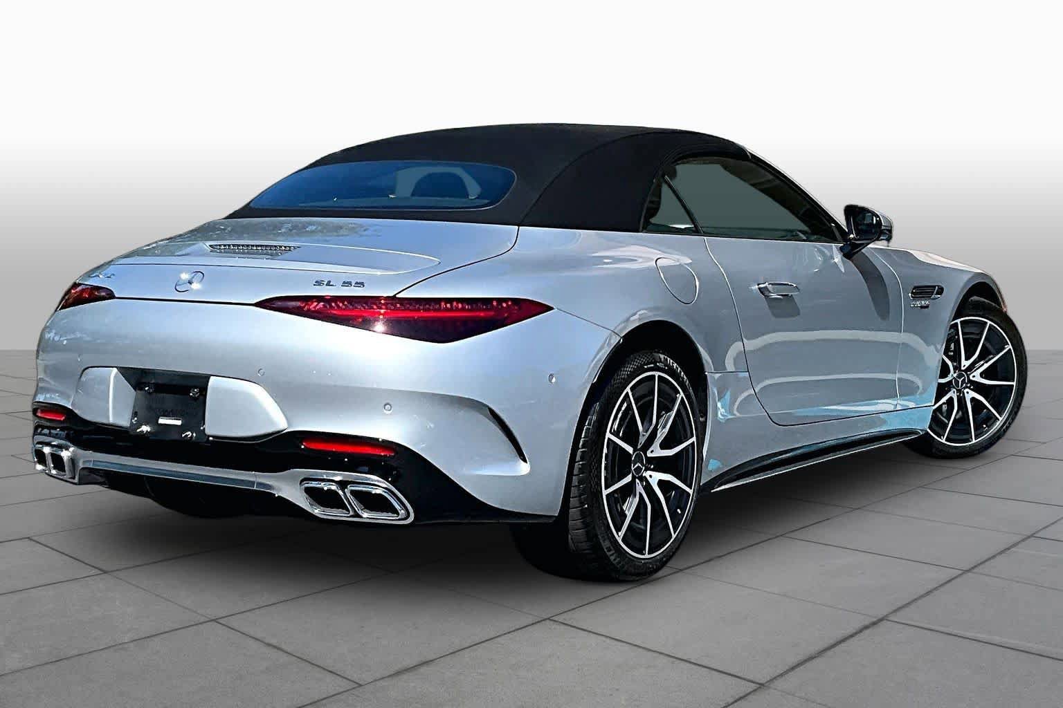 Used 2022 Mercedes-Benz SL 55 AMG 4MATIC image 12