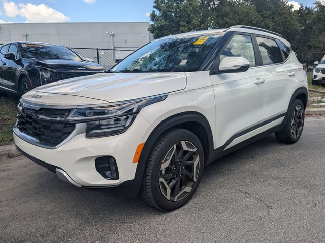 Certified 2025 Kia Seltos SX w/ SX Sunroof Package AWD/4WD image 6