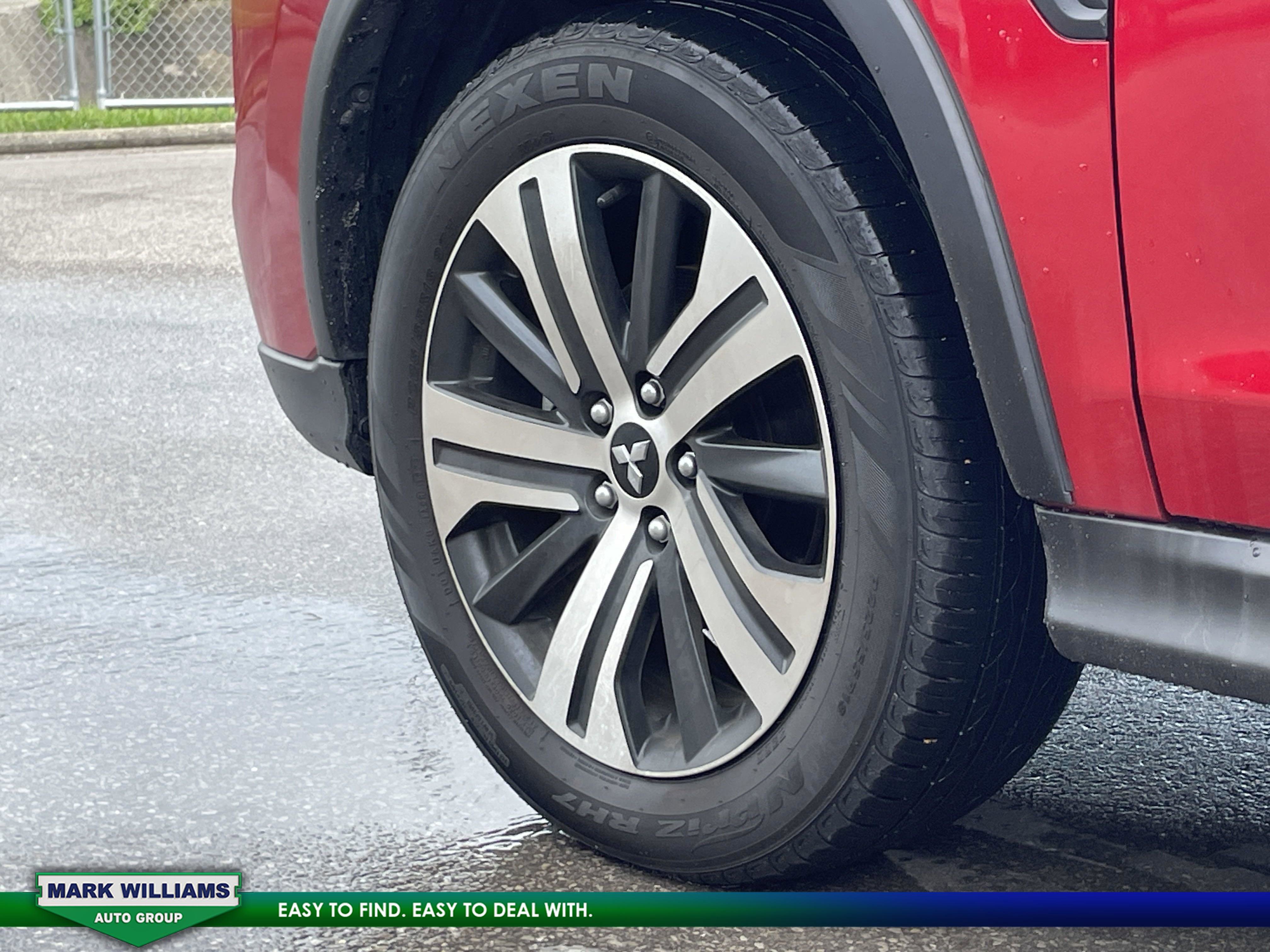 Used 2023 Mitsubishi Outlander Sport 2.0 ES image 11