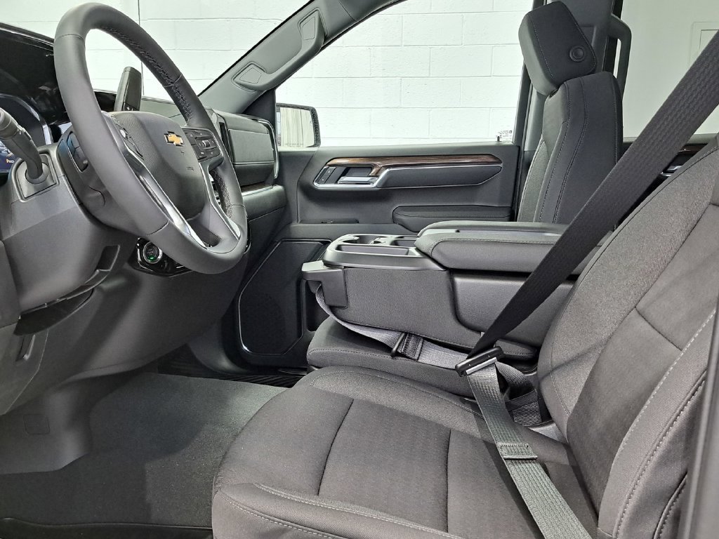New 2026 Chevrolet Silverado 1500 LT AWD/4WD image 12
