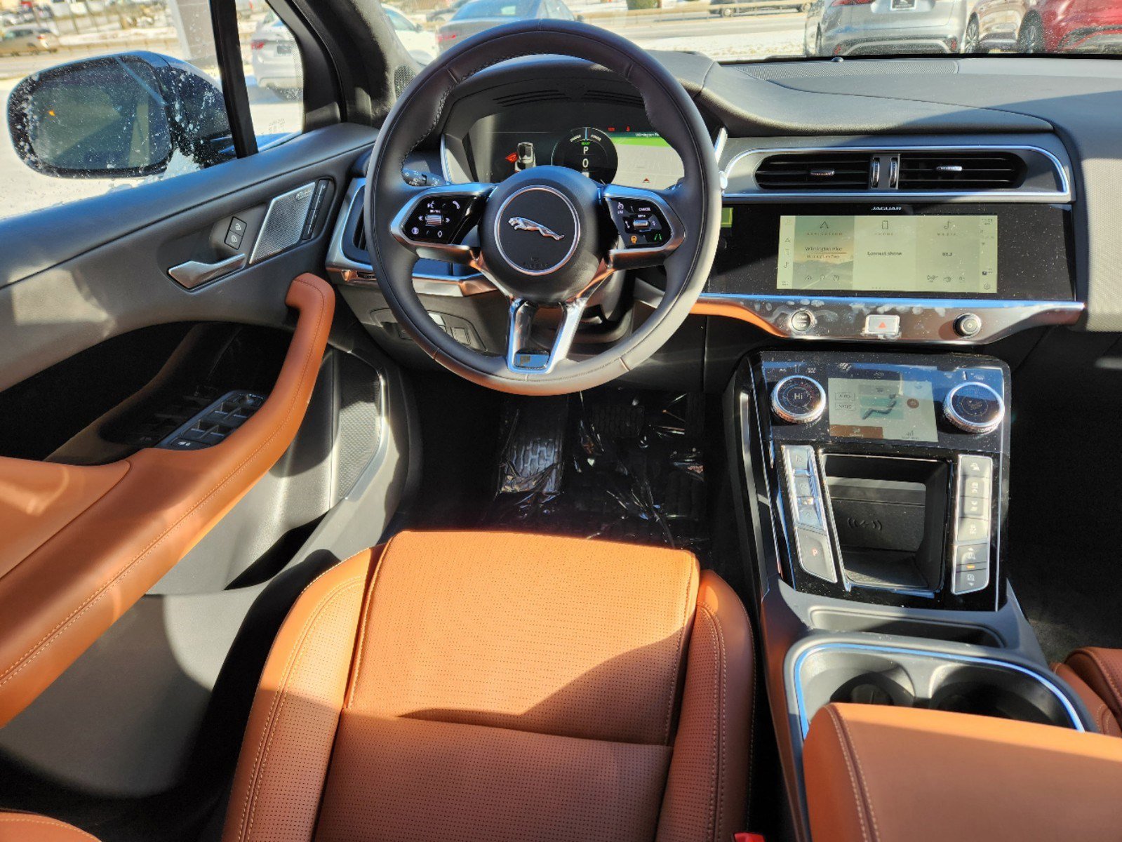 Used 2024 Jaguar I-PACE R-Dynamic HSE AWD/4WD image 12