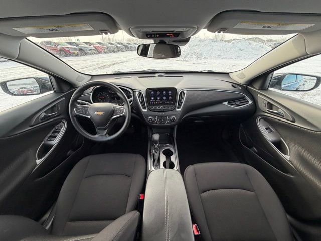 Used 2025 Chevrolet Malibu LT image 26