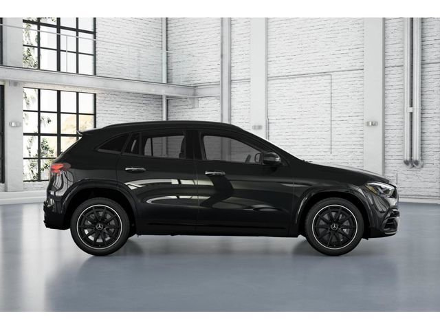 New 2026 Mercedes-Benz GLA 35 AMG 4MATIC image 16