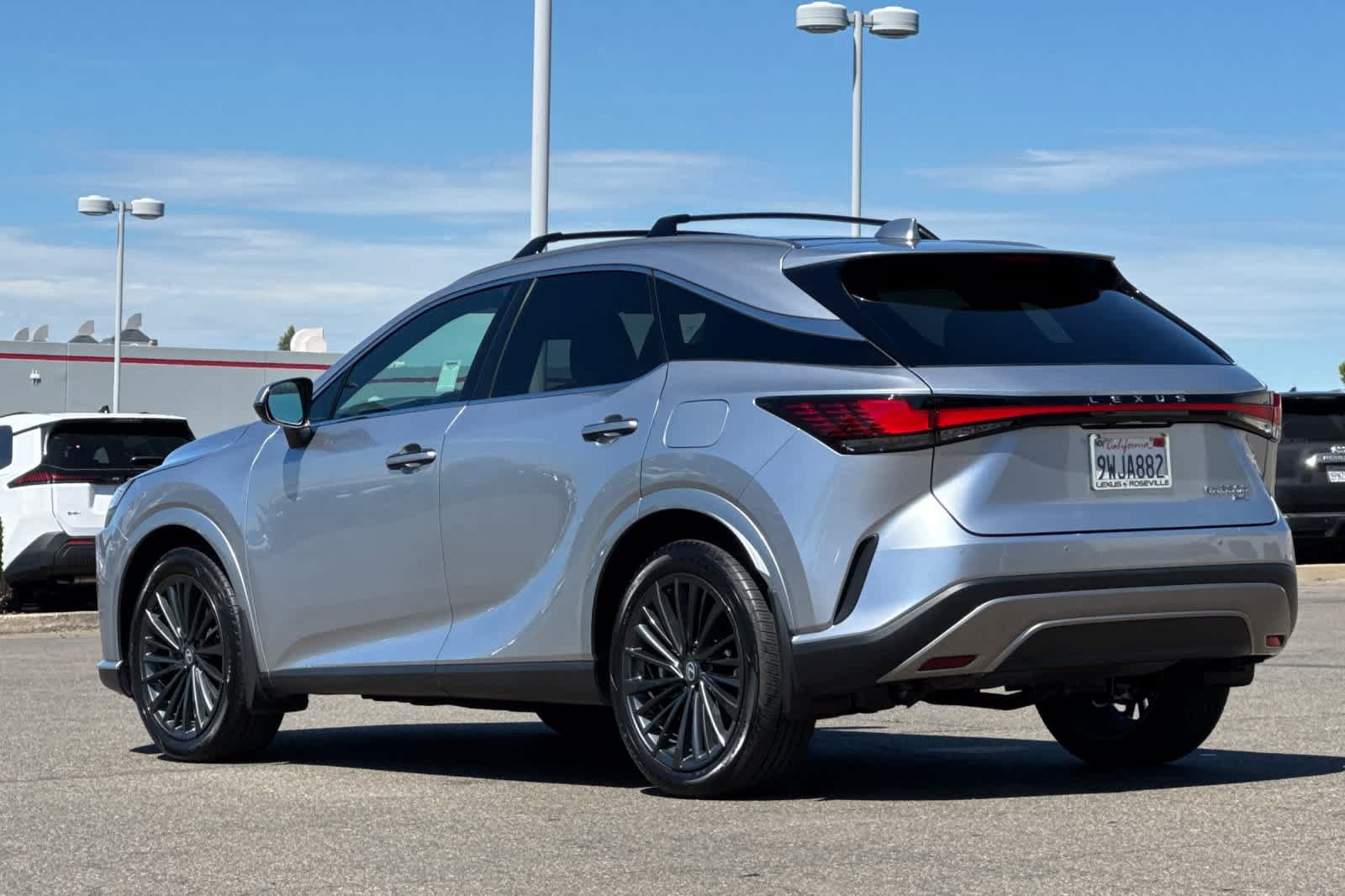 Used 2026 Lexus RX 350h w/ Convenience Package AWD/4WD image 7