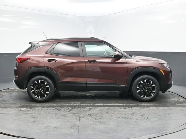 Used 2022 Chevrolet TrailBlazer LT w/ Driver Confidence Package AWD/4WD image 8