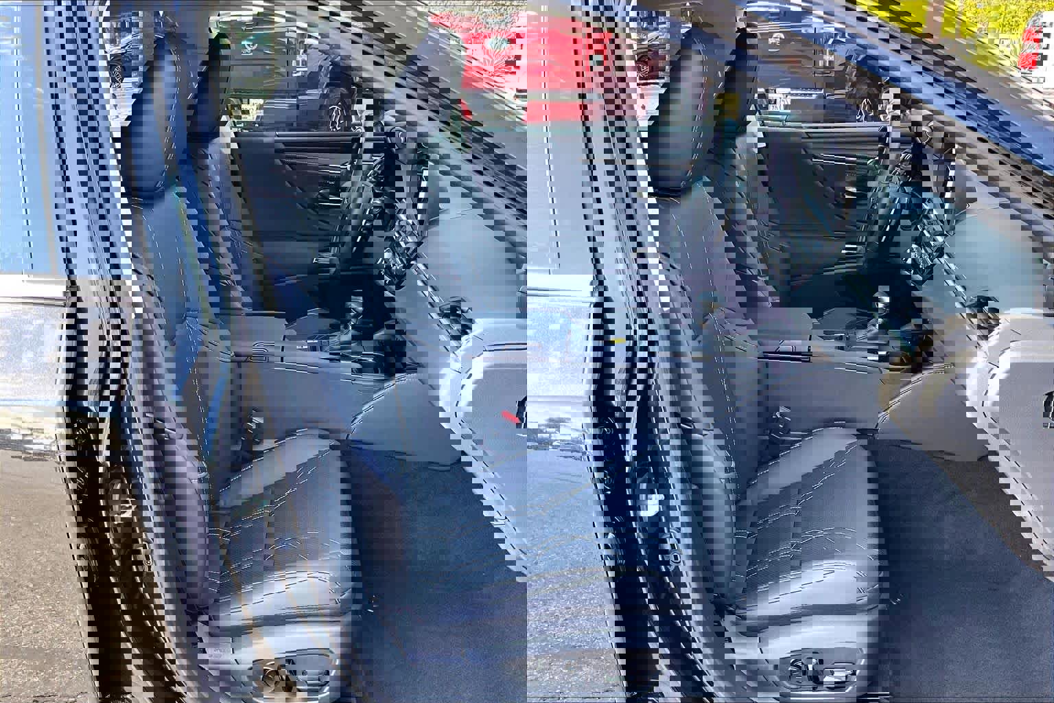 Used 2024 Lexus ES 350 w/ Accessory Package (Z1) image 8