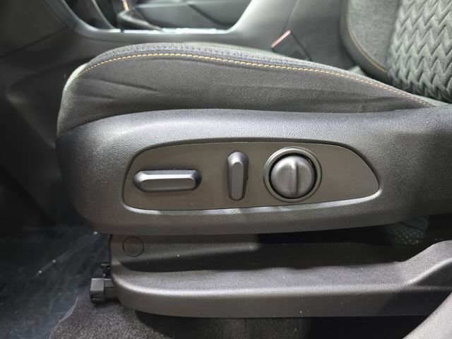 Used 2024 Chevrolet Equinox LT w/ LPO, Floor Liner Package image 31