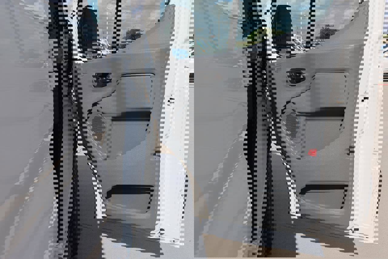 Used 2016 Ford Transit 350 XLT image 13