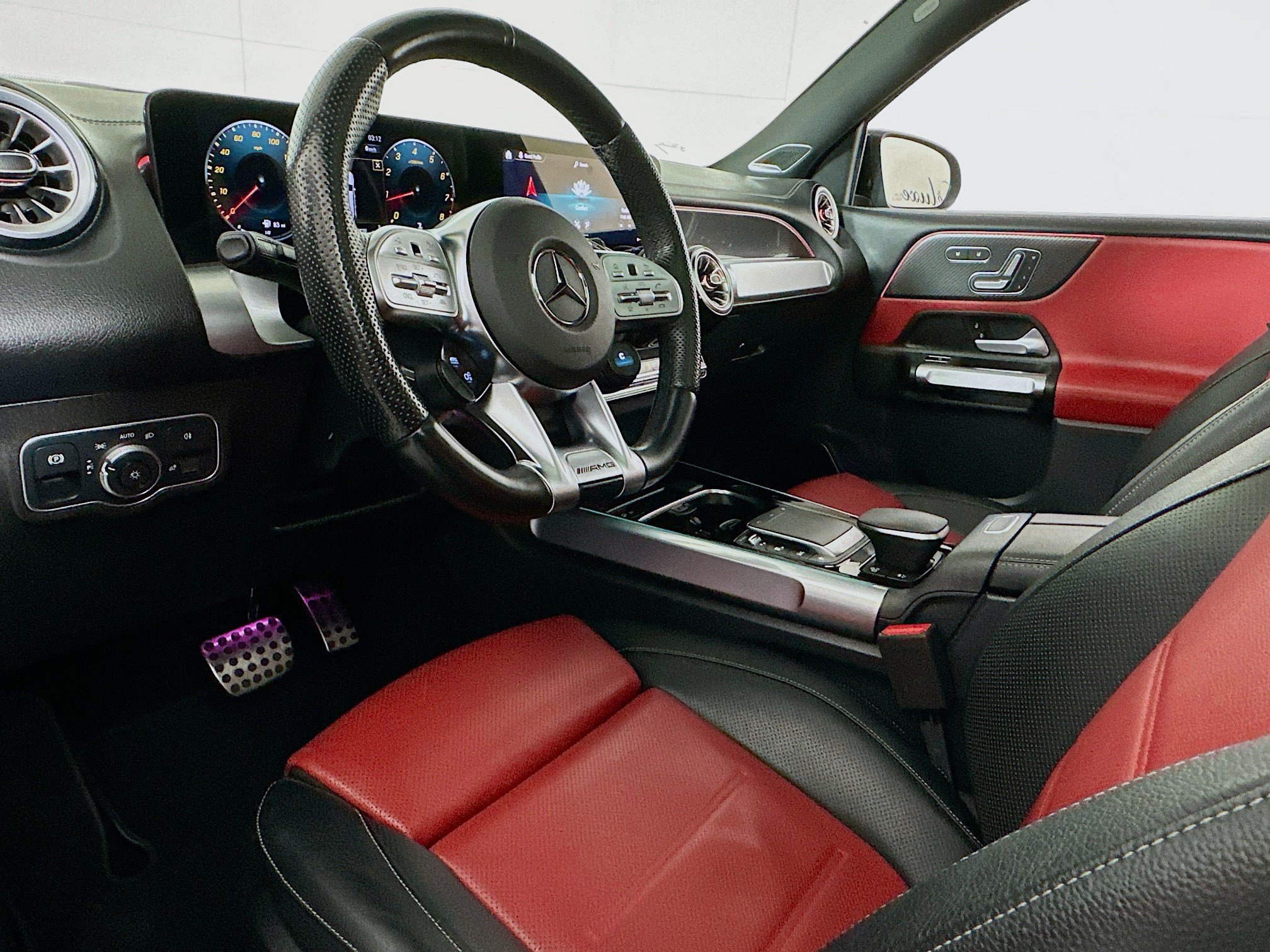 Used 2022 Mercedes-Benz GLB 35 AMG 4MATIC image 7