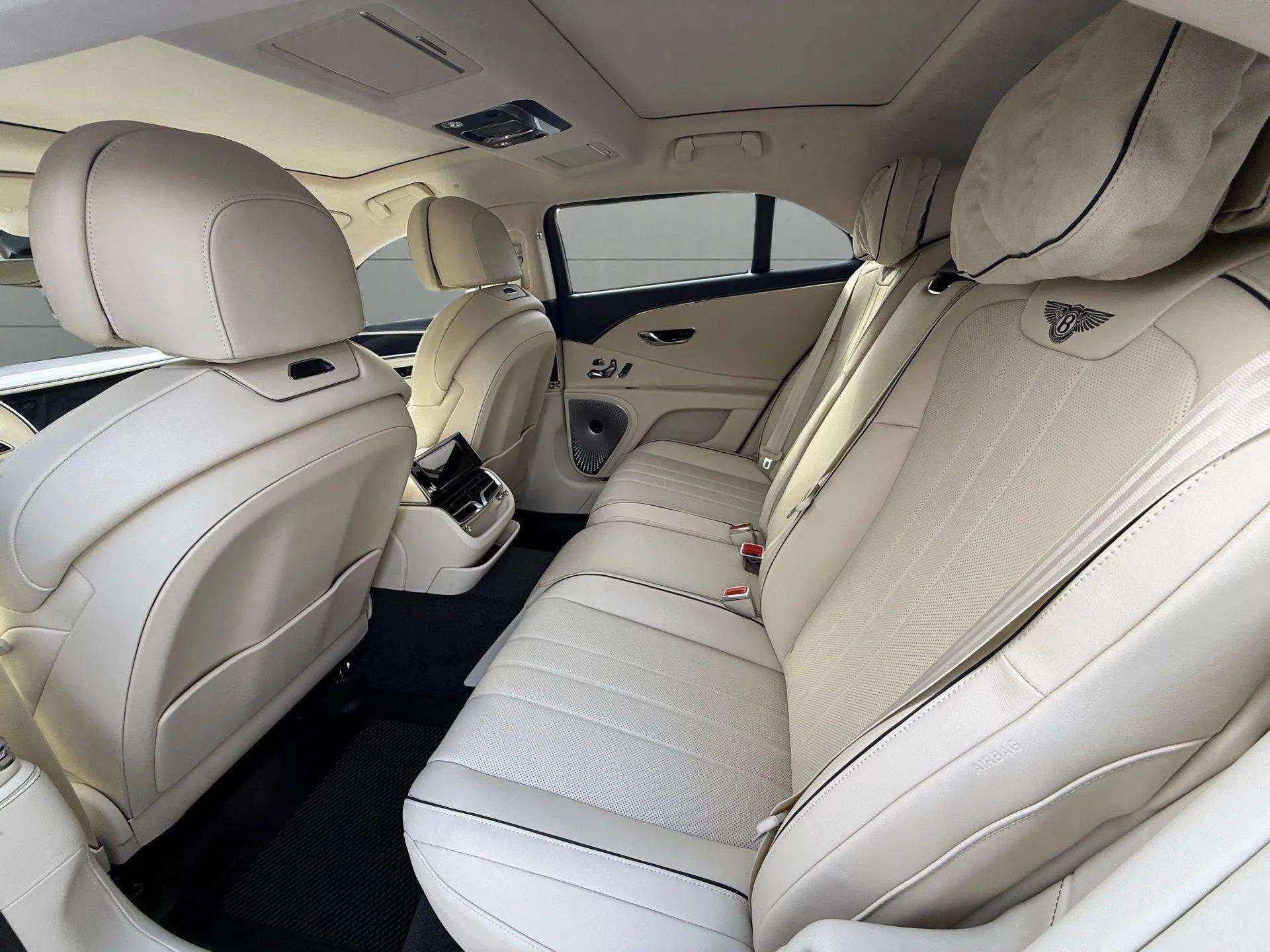 New 2026 Bentley Flying Spur Plug-In Hybrid image 25