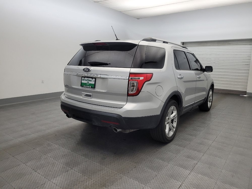 Used 2015 Ford Explorer Limited image 9