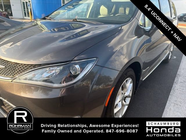 Used 2017 Chrysler Pacifica Touring-L Plus w/ Tire & Wheel Group
