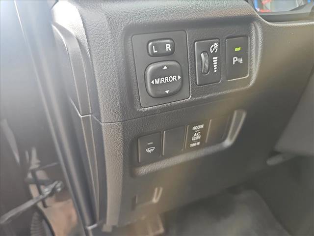 Used 2016 Toyota 4Runner Limited image 12