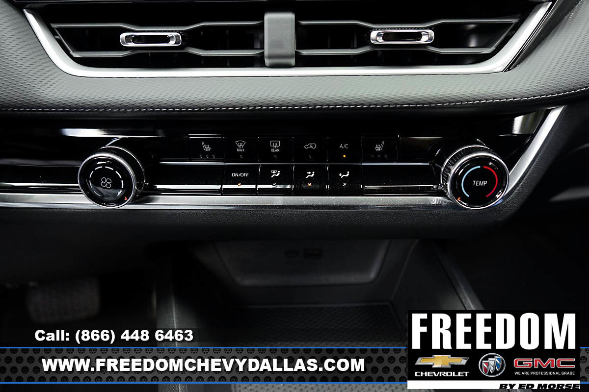 New 2025 Chevrolet Equinox LT w/ Safety and Technology Package image 23