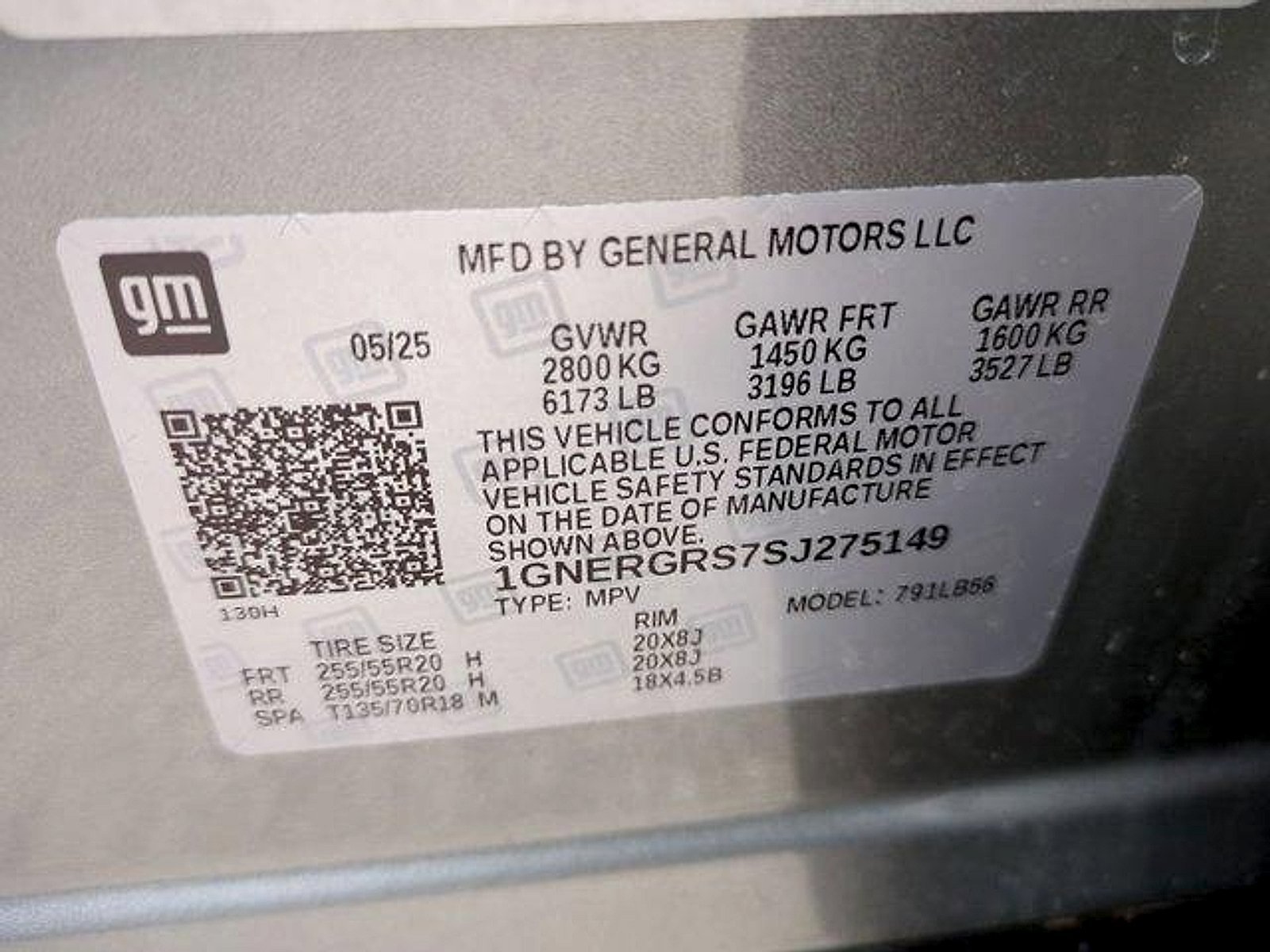 Used 2025 Chevrolet Traverse LT w/ Midnight/Sport Edition FWD image 32