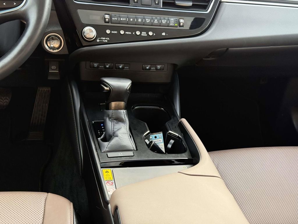 Used 2025 Lexus ES 350 Premium w/ Premium Package image 20