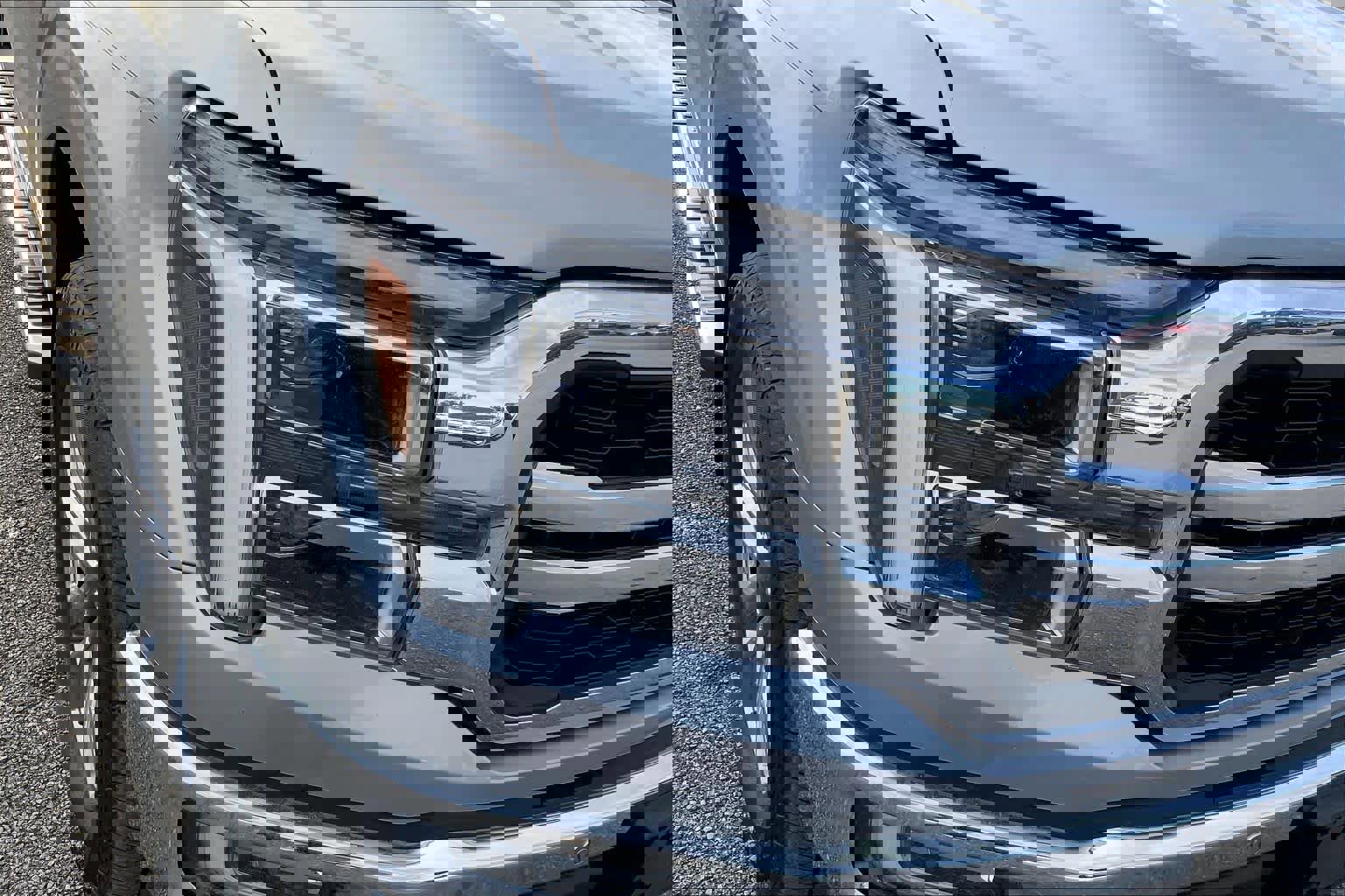 Certified 2024 Ford F150 Lariat w/ FX4 Off-Road Package image 28