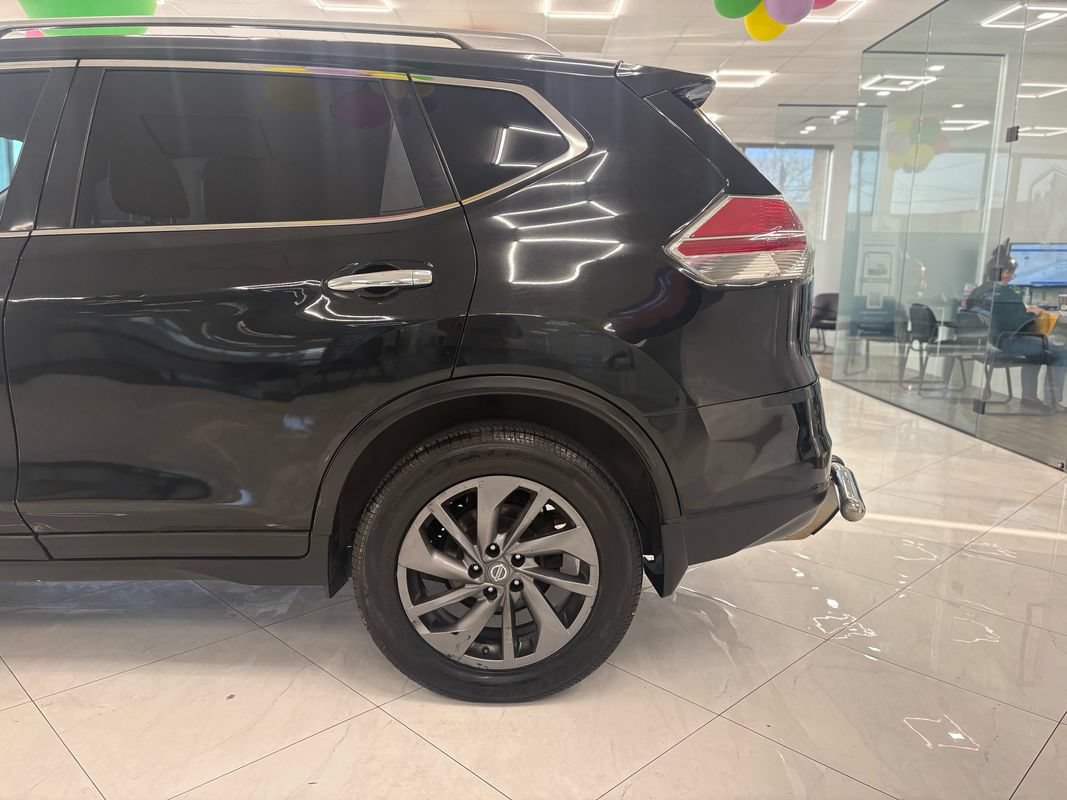 Used 2016 Nissan Rogue SL w/ SL Premium Package AWD/4WD image 7