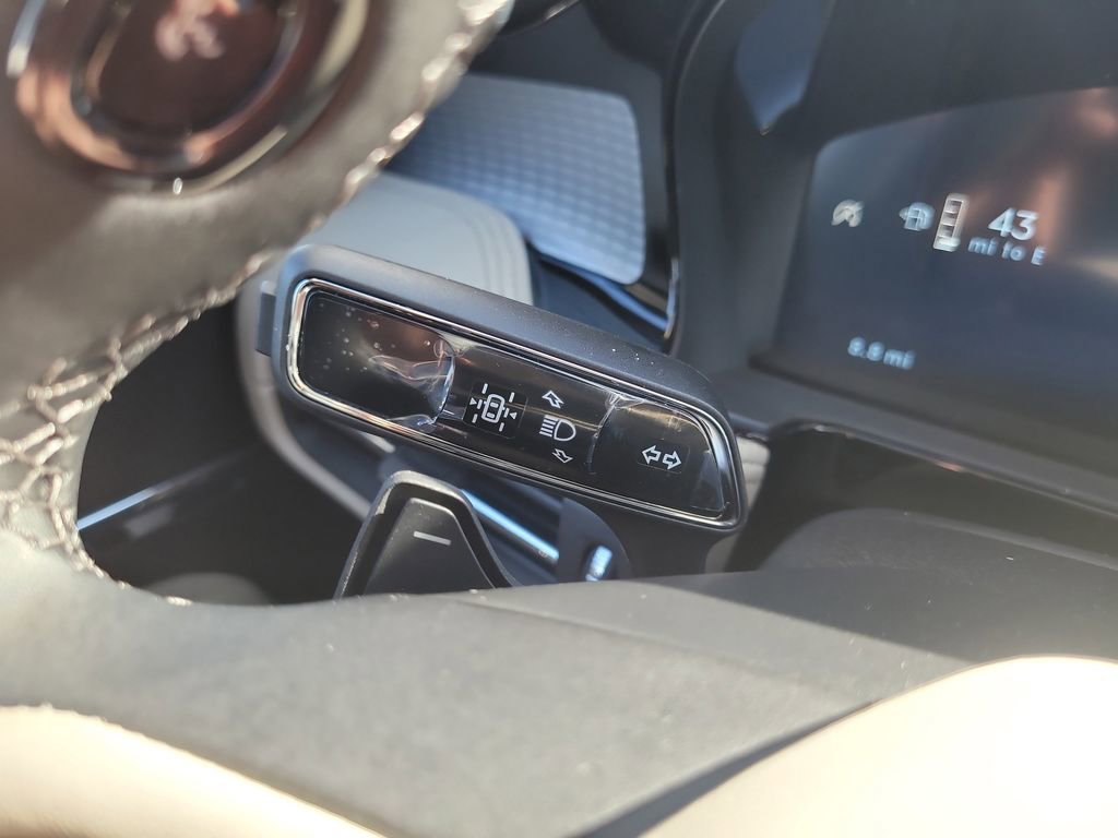 New 2026 Lincoln Corsair Premiere FWD image 29