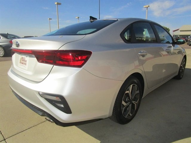 Used 2020 Kia Forte LXS image 7