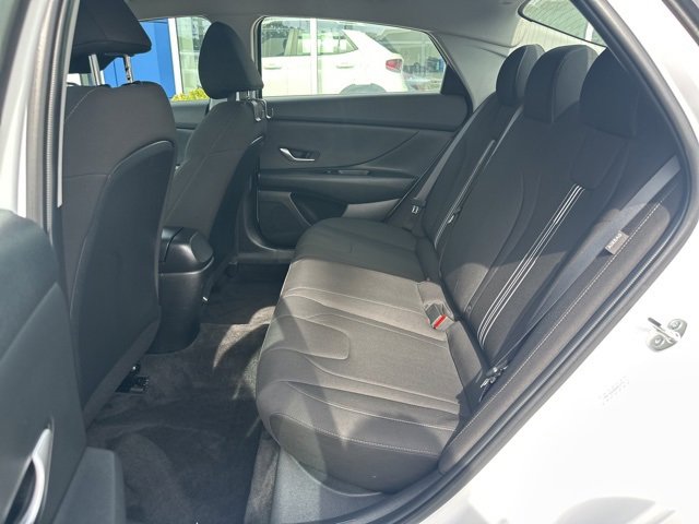 Certified 2024 Hyundai Elantra SEL image 30