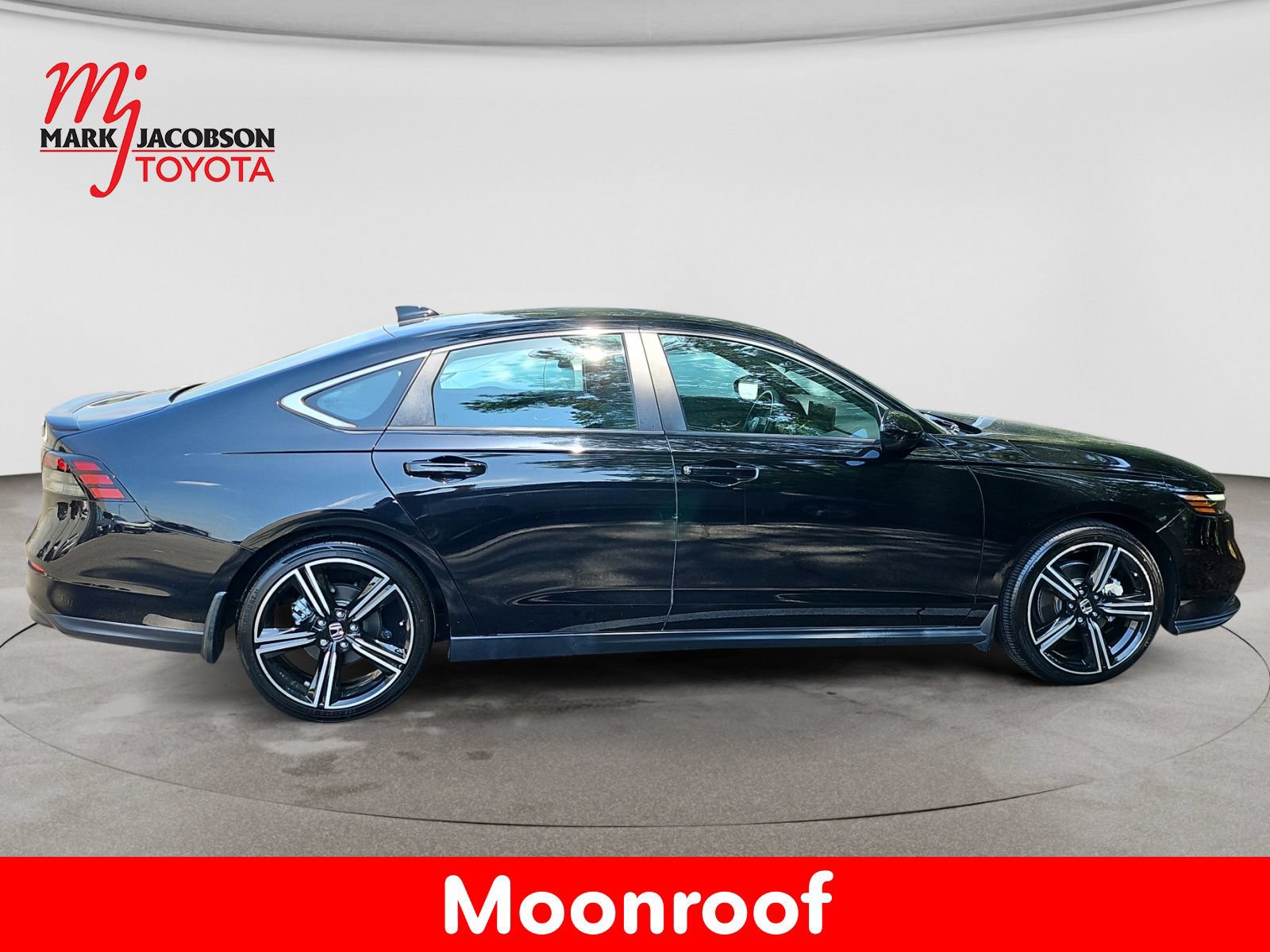 Used 2023 Honda Accord Sport image 7