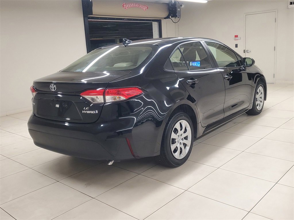 Used 2024 Toyota Corolla LE image 8