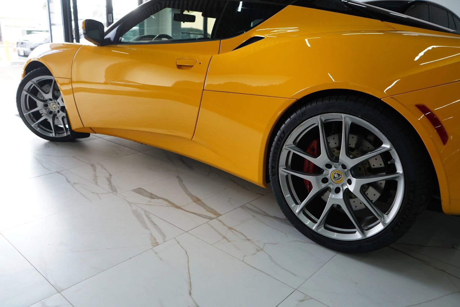 Used 2017 Lotus Evora 400 RWD image 4