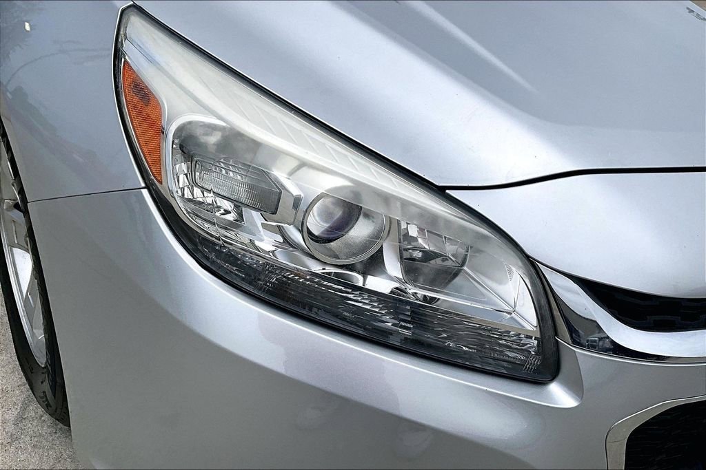 Used 2015 Chevrolet Malibu LT FWD image 27