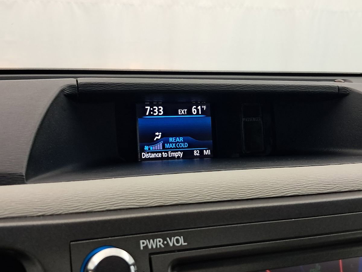 Used 2013 Toyota Sienna Limited w/ Premium Pkg image 17