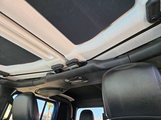 Used 2021 Jeep Gladiator Rubicon AWD/4WD image 10