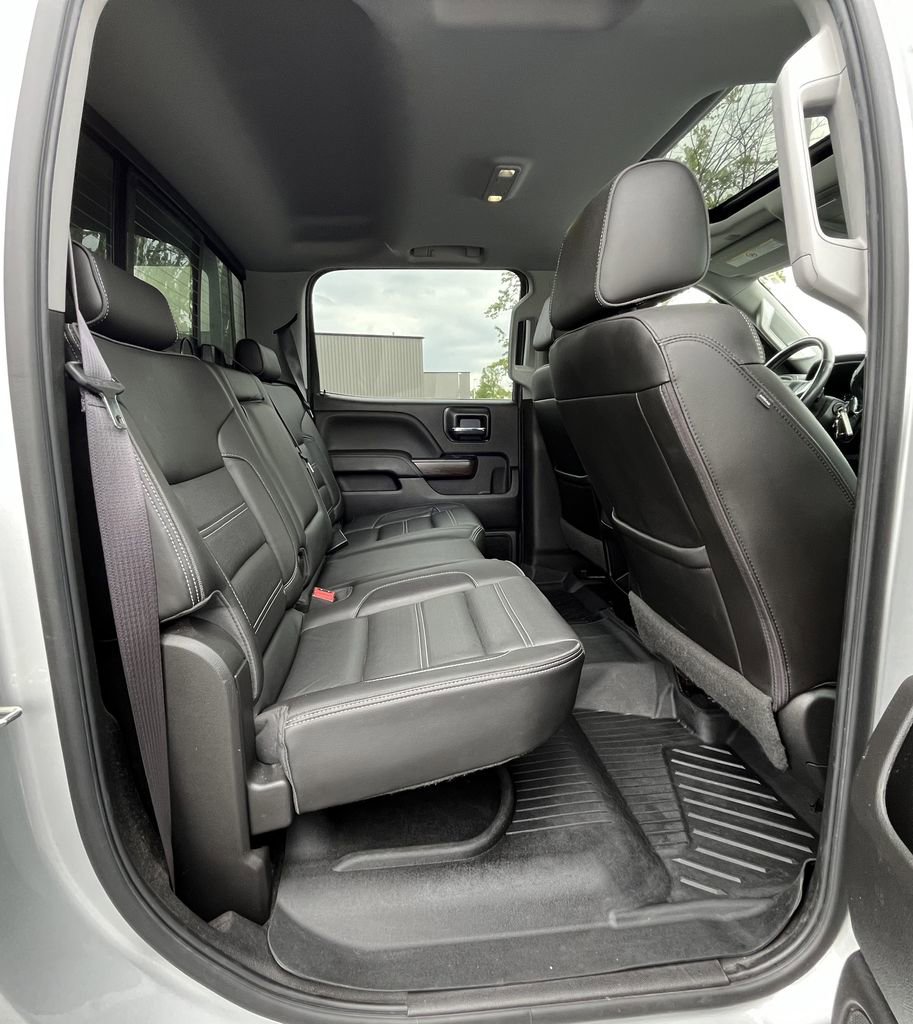 Certified 2017 GMC Sierra 3500 Denali w/ Duramax Plus Package AWD/4WD image 19