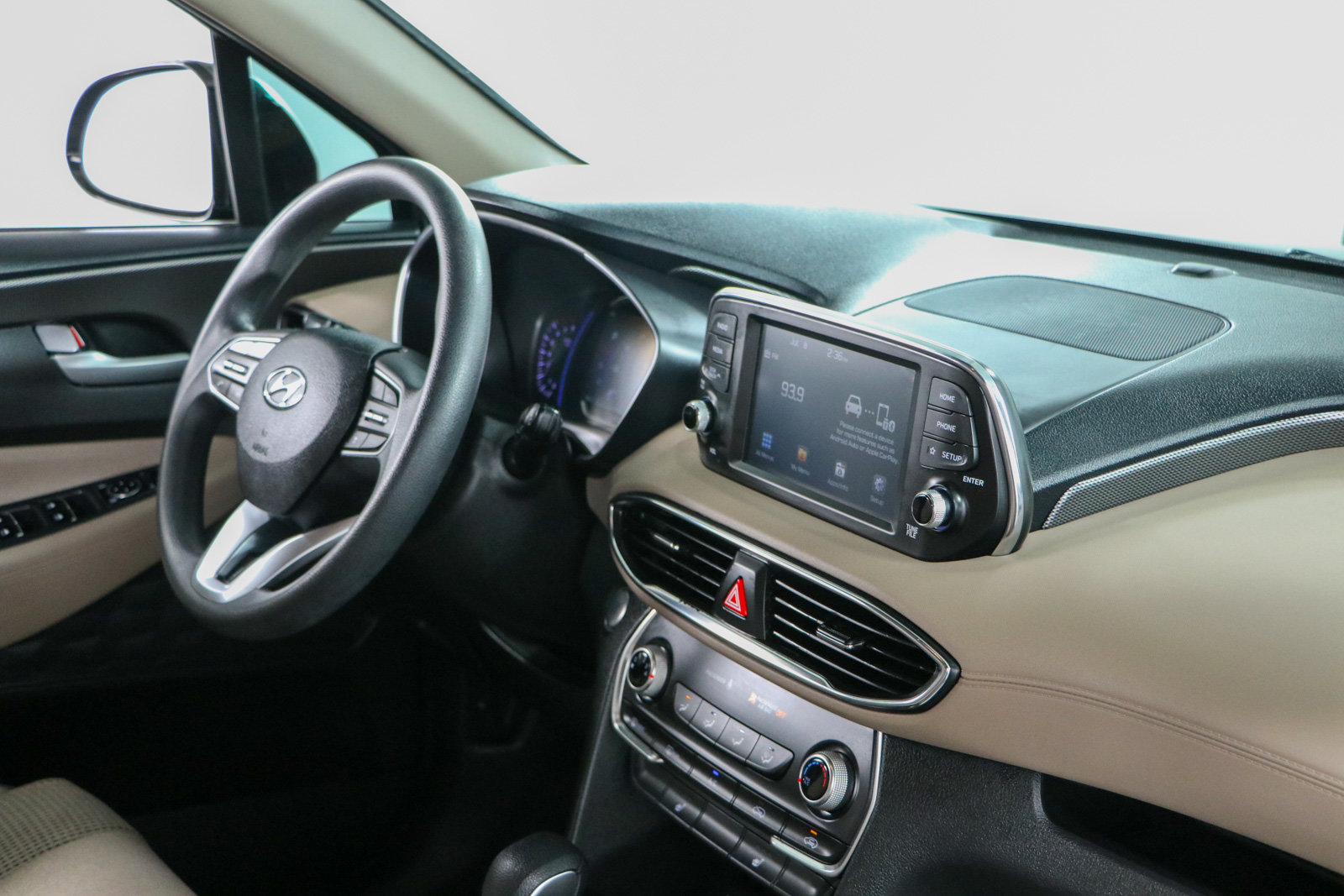 Used 2020 Hyundai Santa Fe SEL w/ Cargo Package FWD image 25