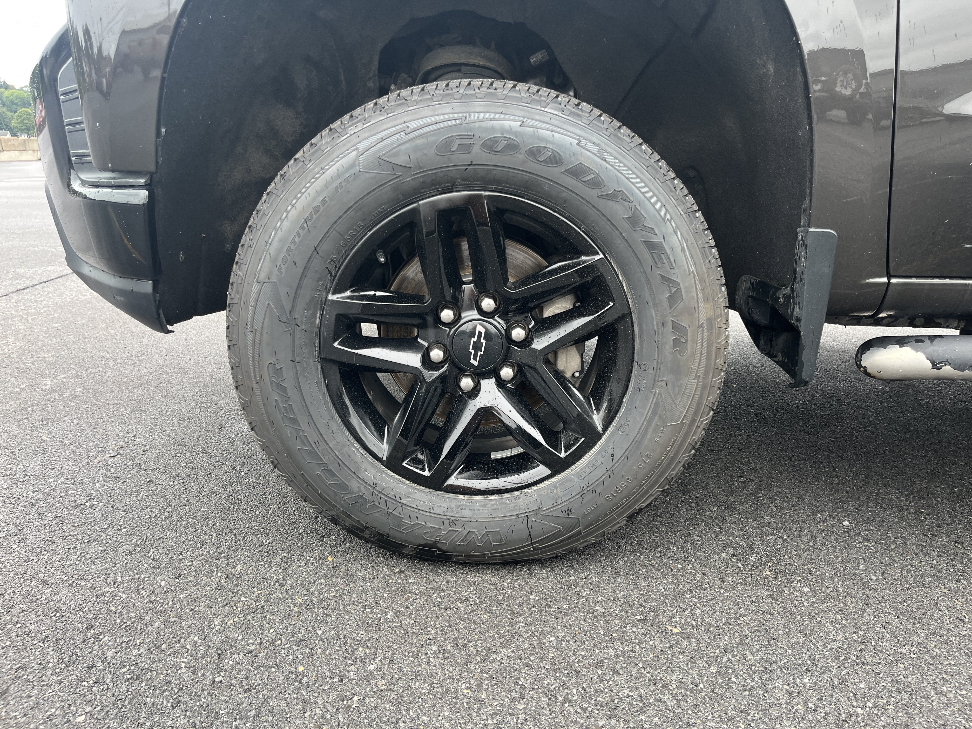 Used 2021 Chevrolet Silverado 1500 Custom Trail Boss AWD/4WD image 15