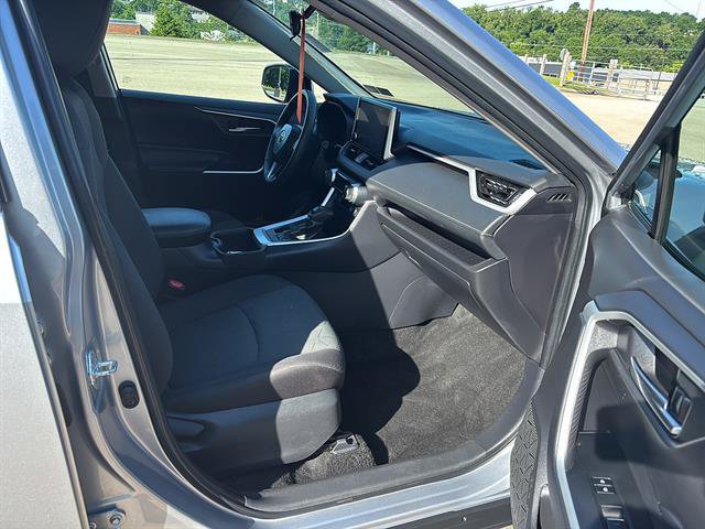 Used 2024 Toyota RAV4 XLE w/ Weather Package AWD/4WD image 20
