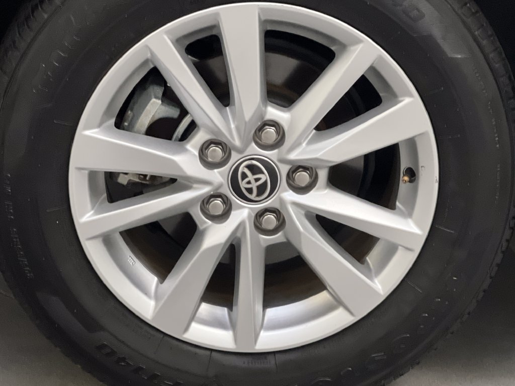 Used 2025 Toyota Camry LE FWD image 67