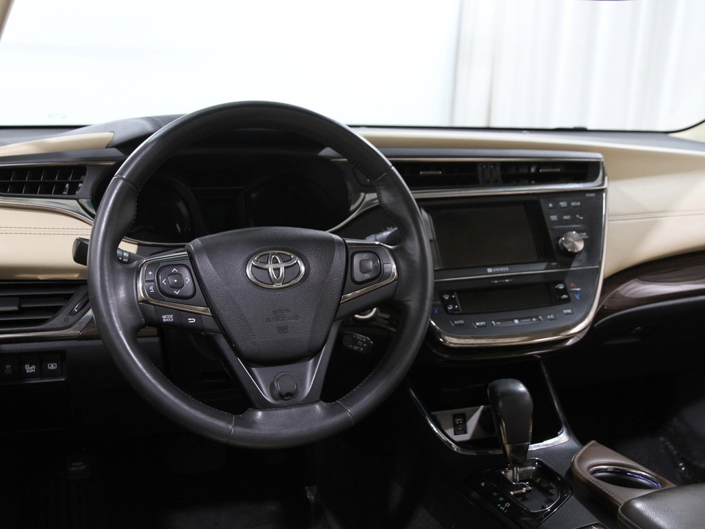Used 2014 Toyota Avalon Limited image 6