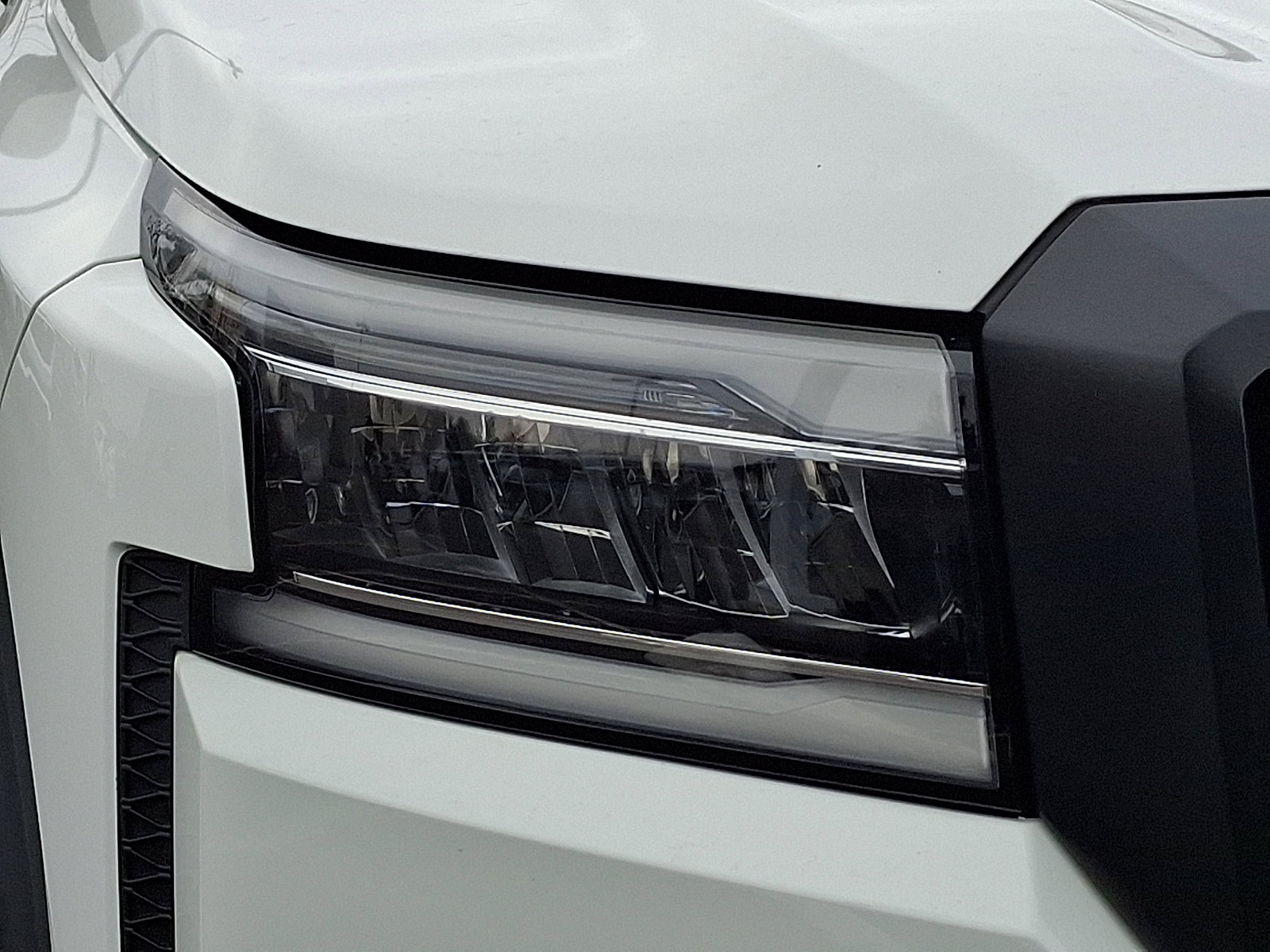 Certified 2023 Nissan Frontier PRO-4X w/ Technology Package image 9