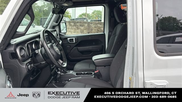 Used 2022 Jeep Gladiator Sport AWD/4WD image 11