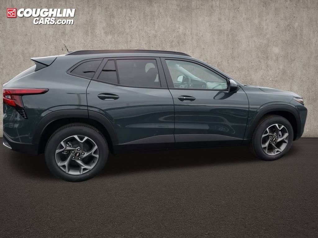 New 2026 Chevrolet Trax LT w/ Sunroof Package image 6